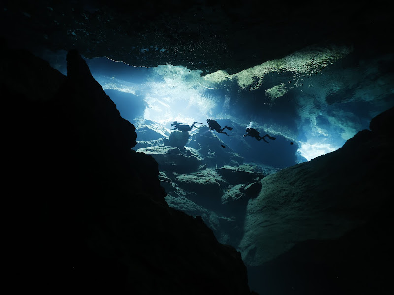 Callum Watt cenote diving